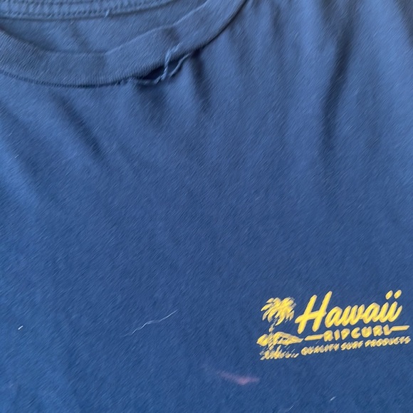 Ripcurl T-shirt - Picture 2 of 3